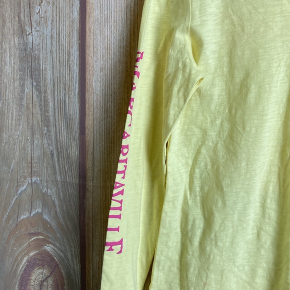 💵Margaritaville Yellow VNeck Long Sleeve Tee with Pink Accents Size Medium - Picture 4 of 9